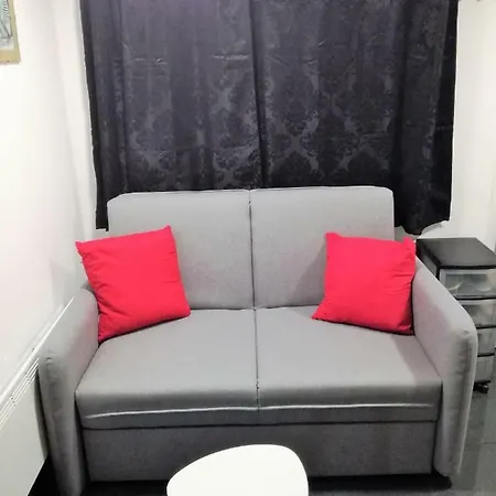 Apartman R.i.s.- Rest In Siska *