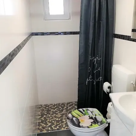 Apartman R.i.s.- Rest In Siska